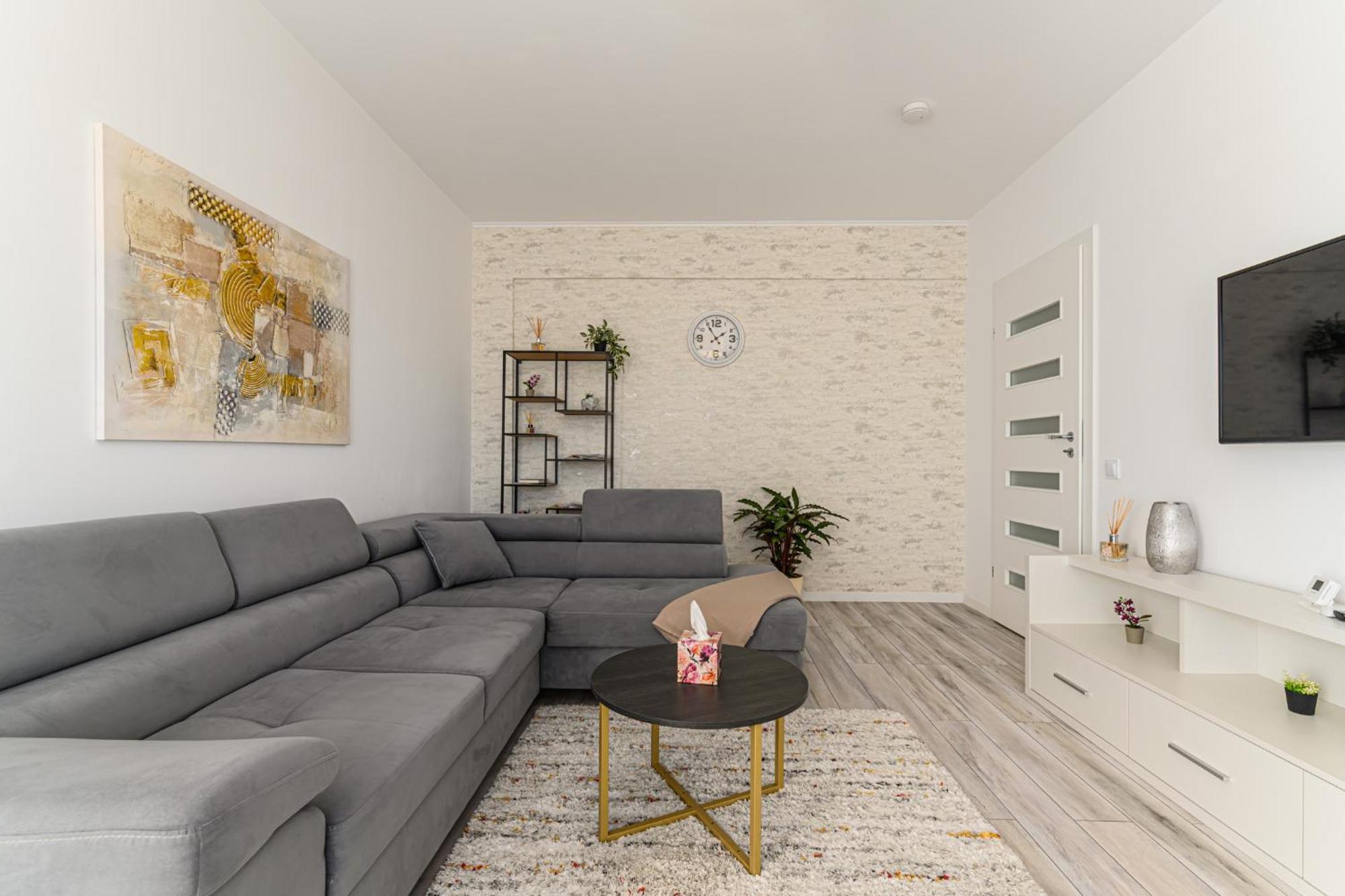 Mabu Apartment Brassó Kültér fotó