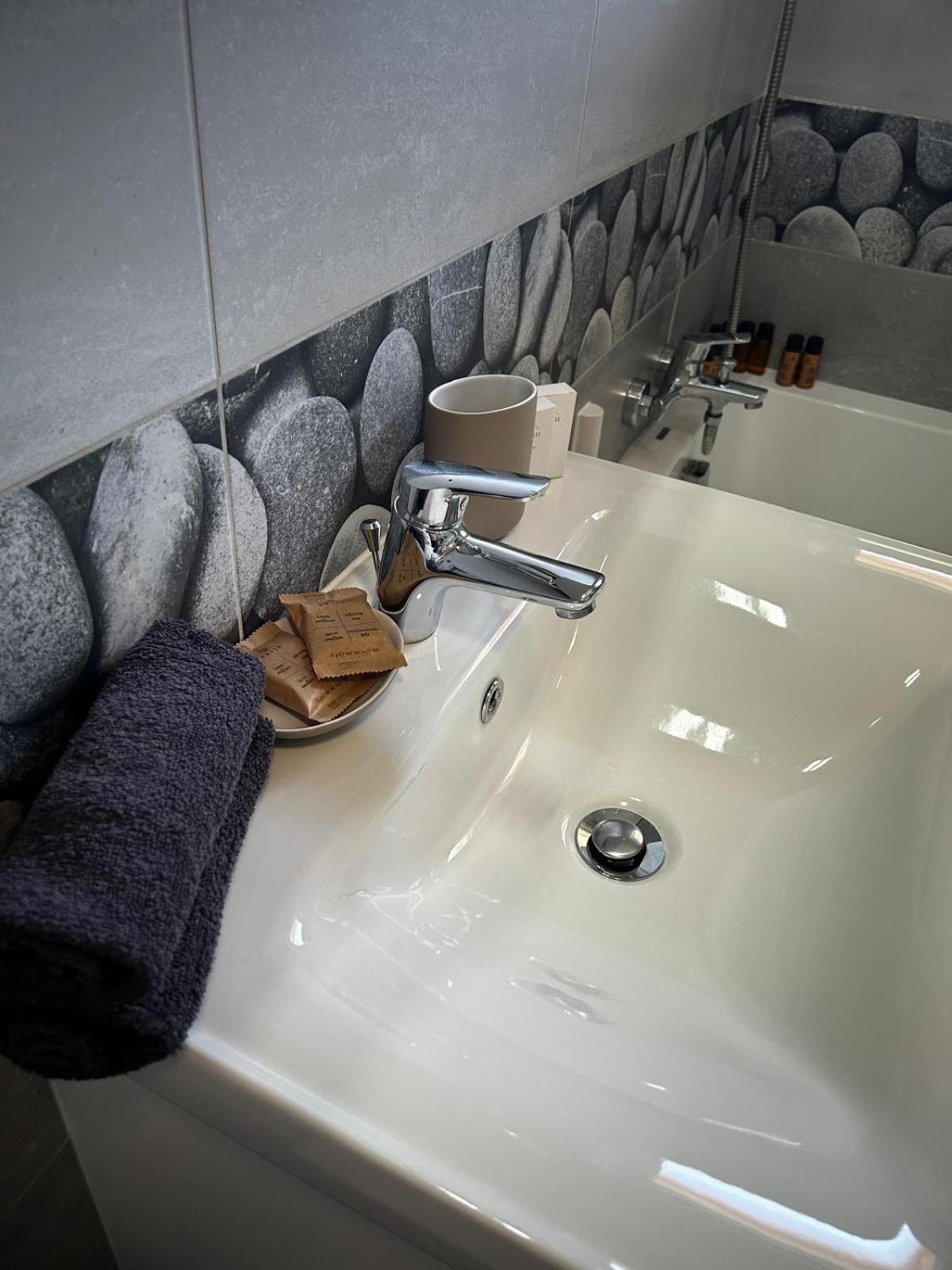 Mabu Apartment Brassó Kültér fotó